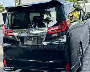 Toyota Alphard 2016 Black