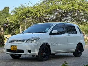 Toyota Raum 2005 White