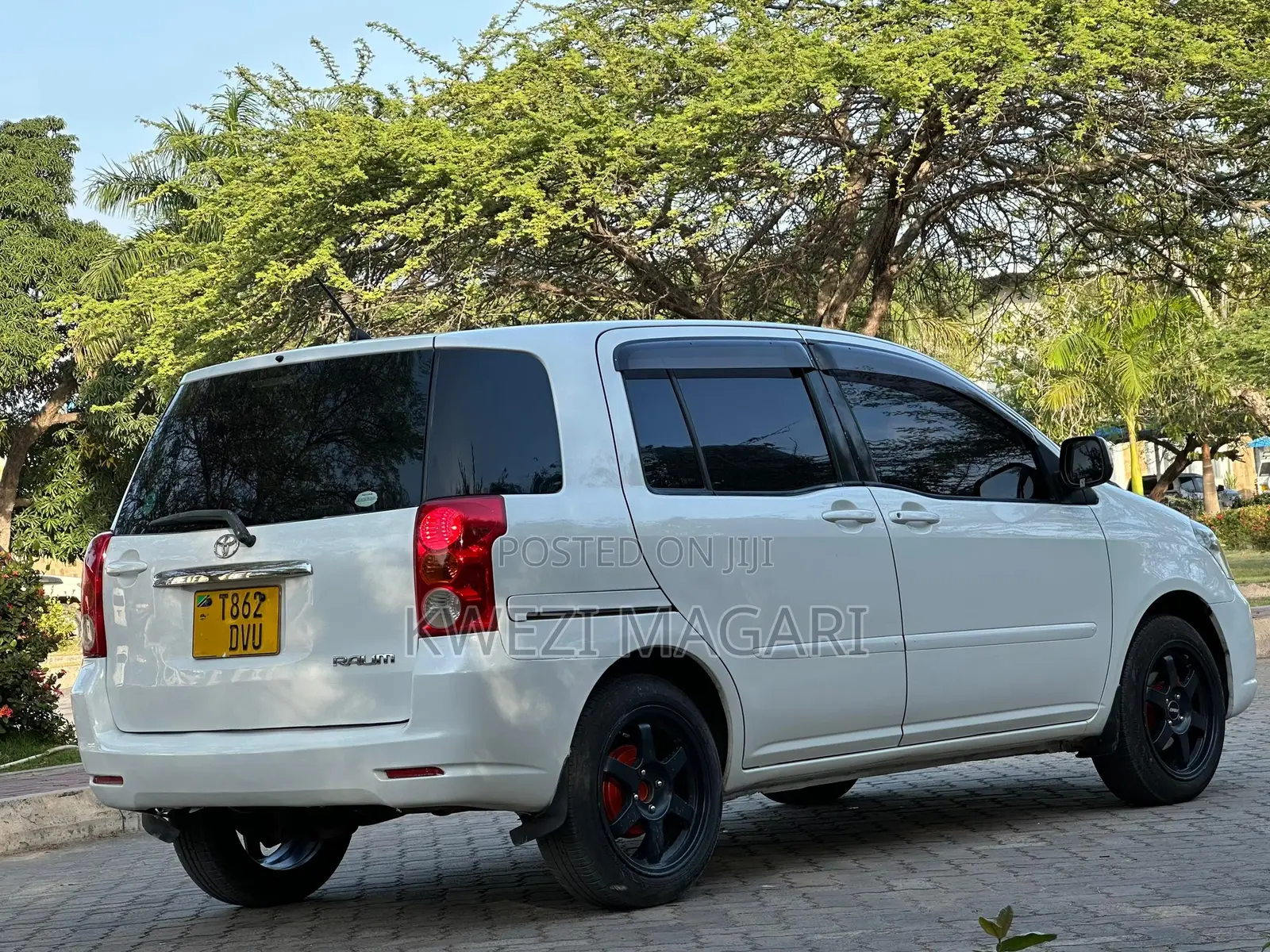 Toyota Raum 2005 White
