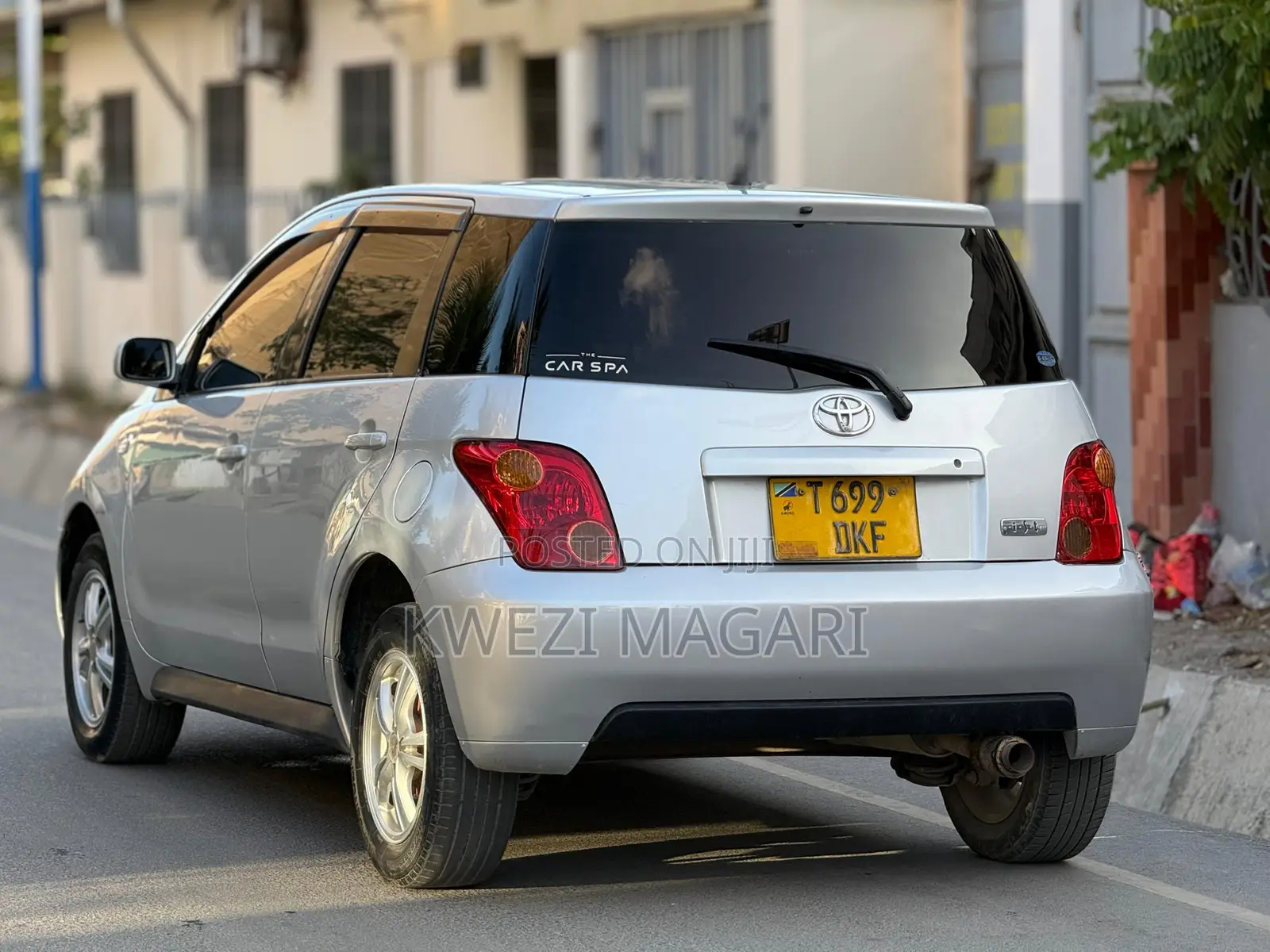 Toyota IST 2005 Silver
