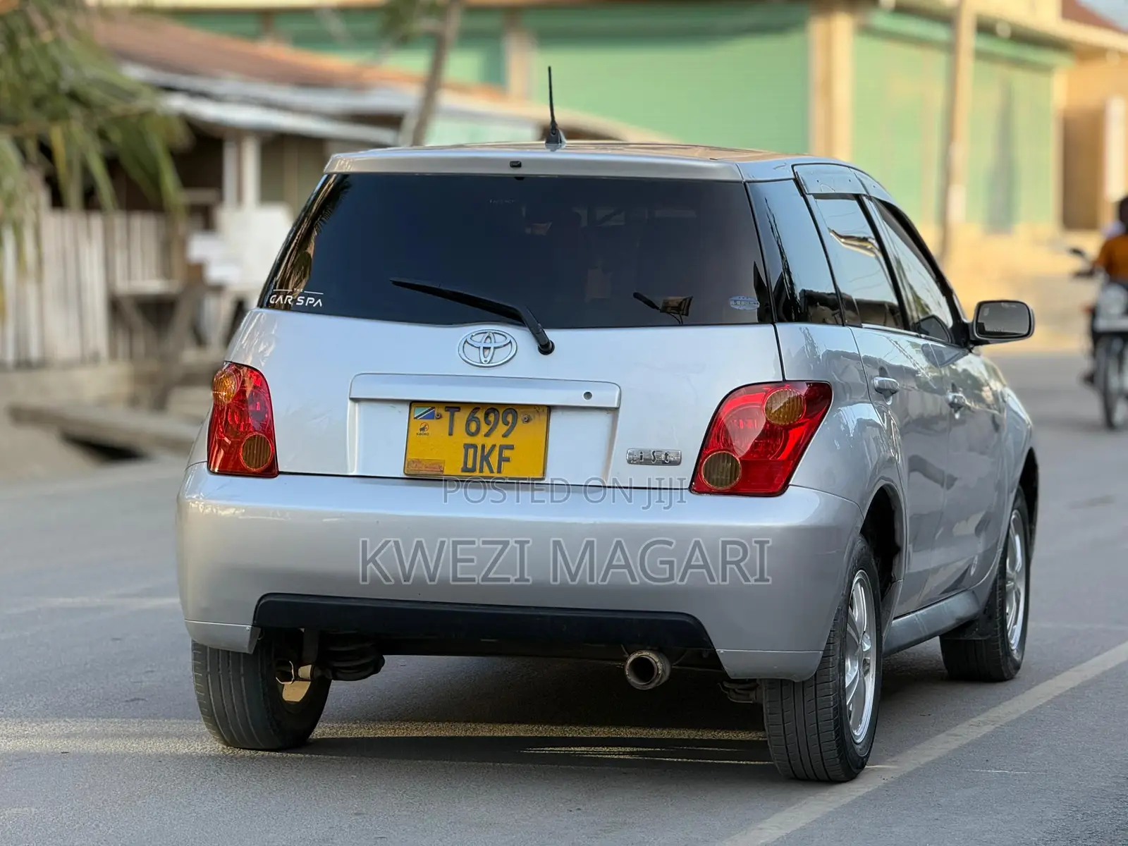 Toyota IST 2005 Silver