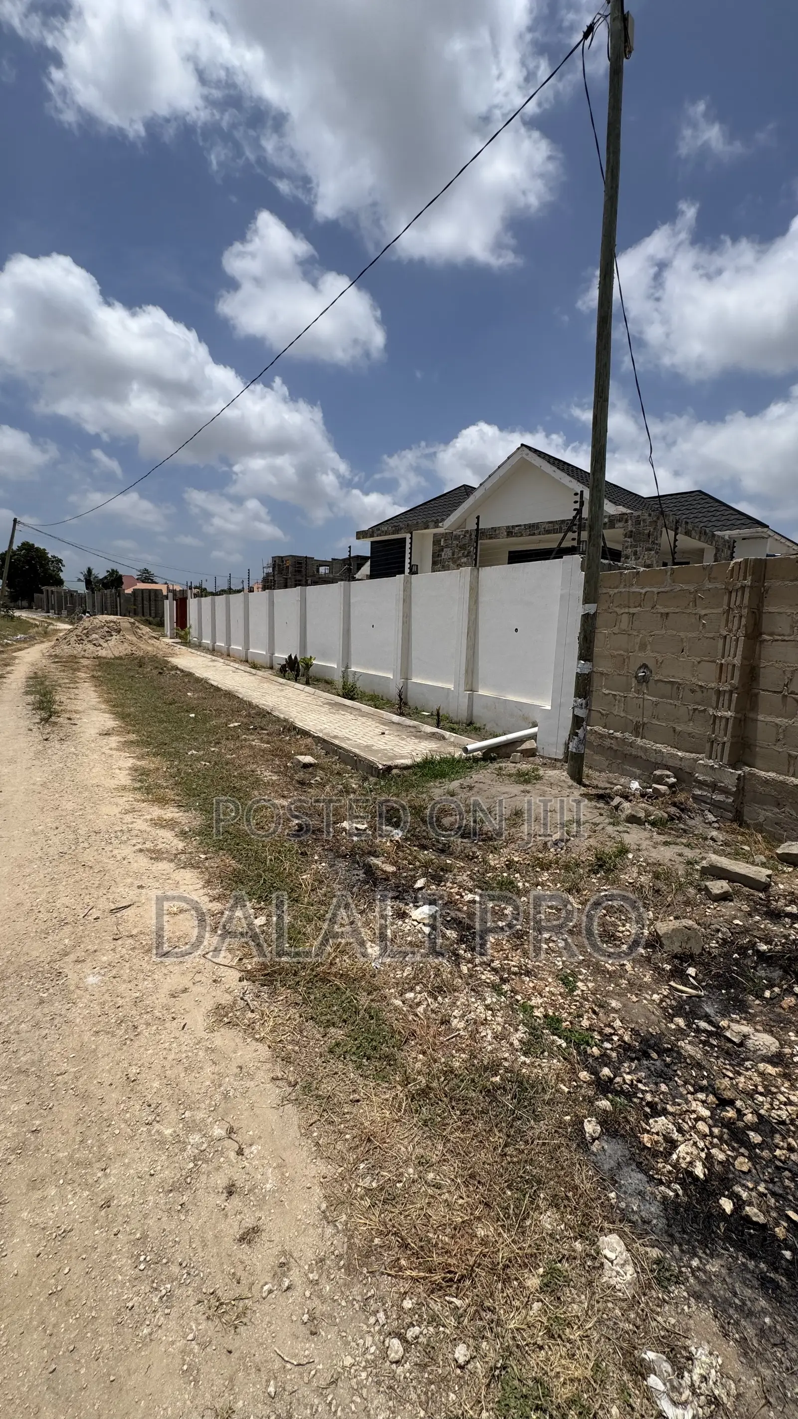 Plot for Sale in Kigamboni