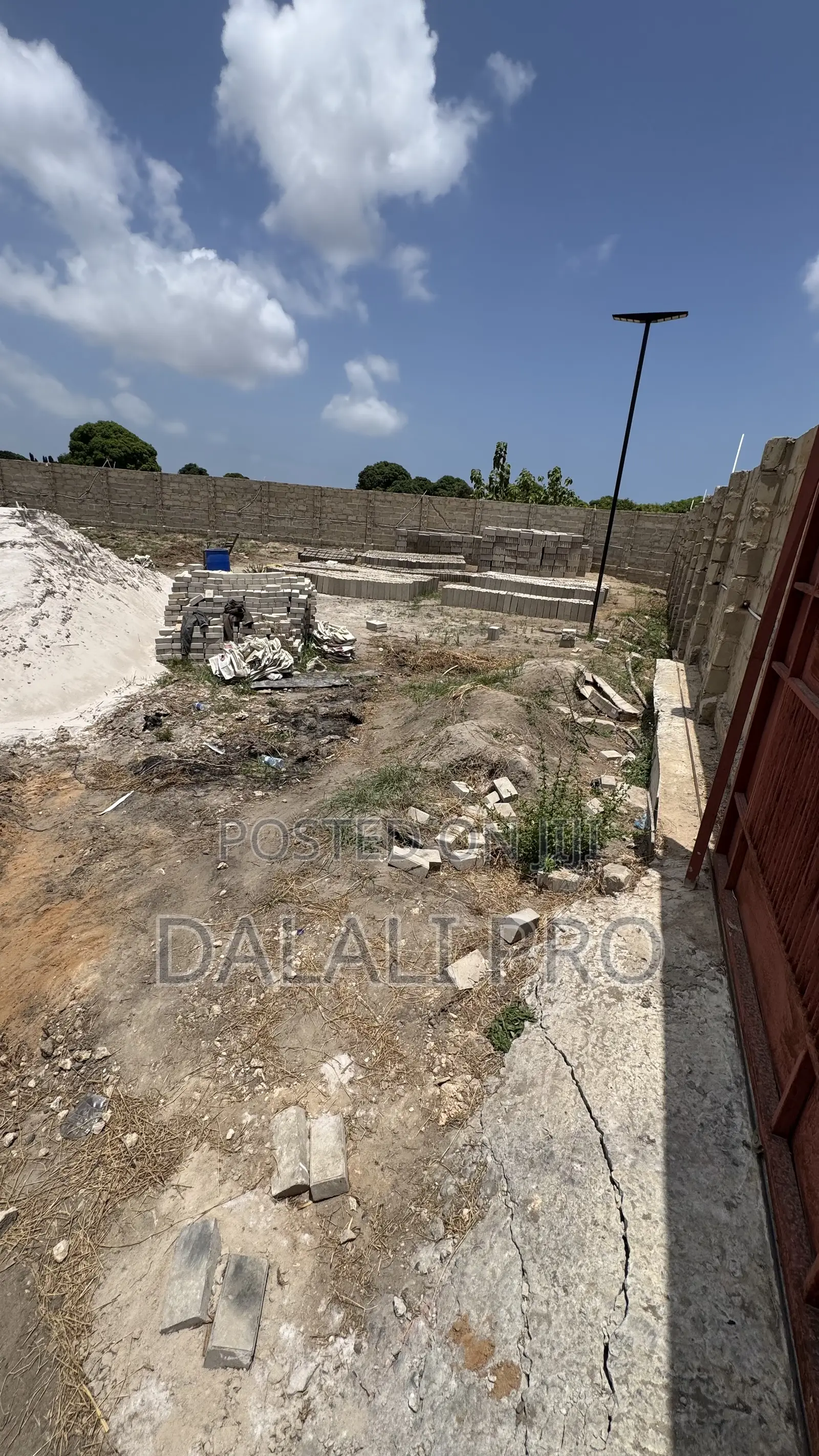 Plot for Sale in Kigamboni