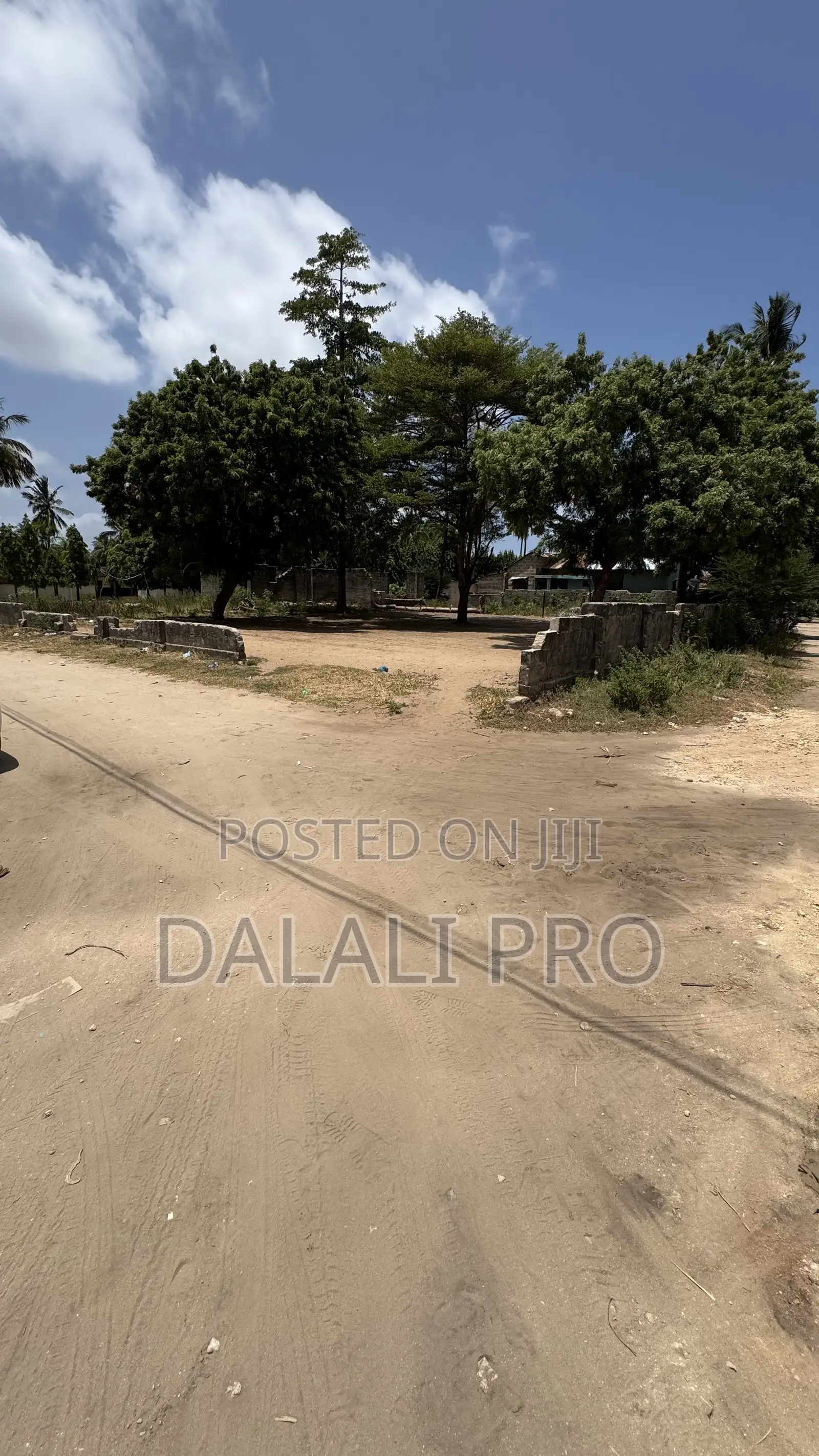 Plot for Sale in Kigamboni