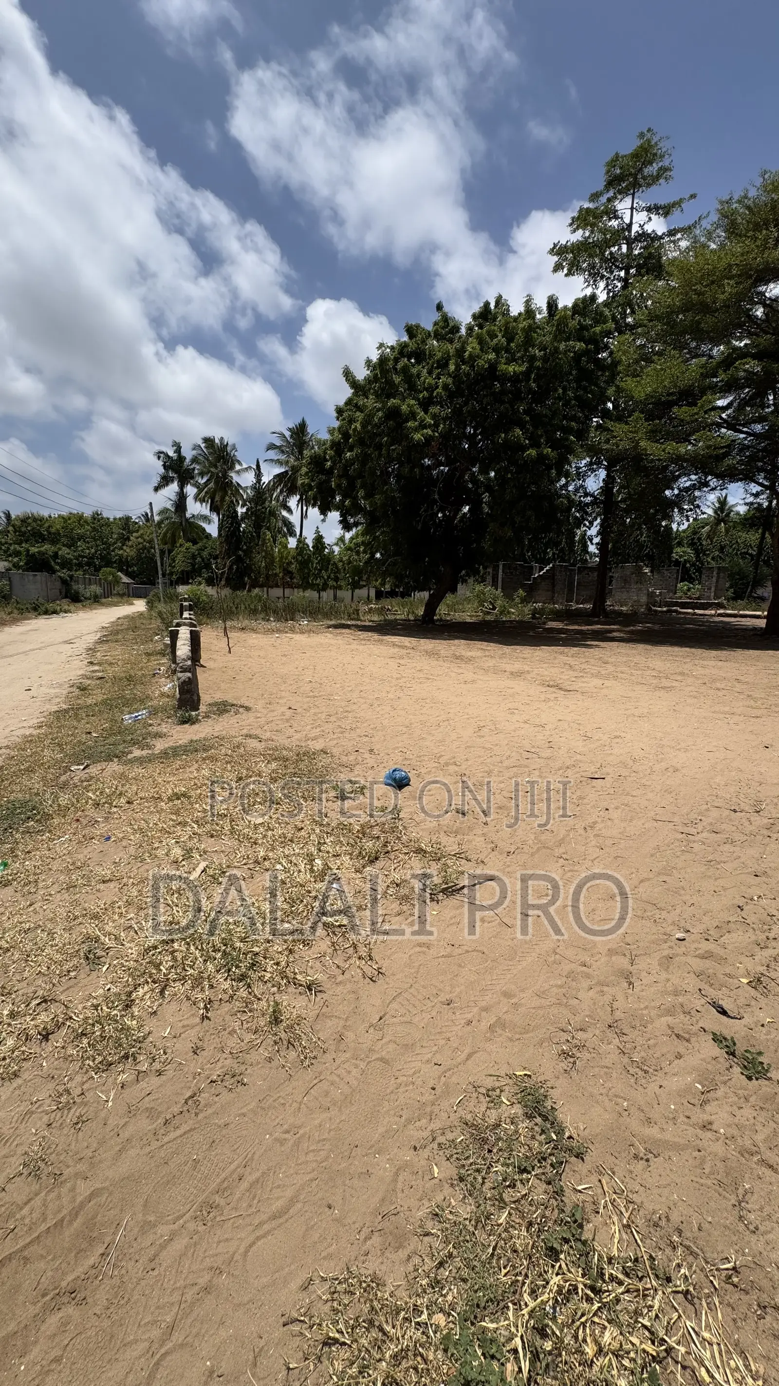 Plot for Sale in Kigamboni