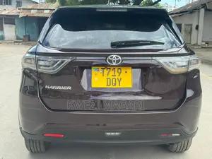 Toyota Harrier 2015 Maroon