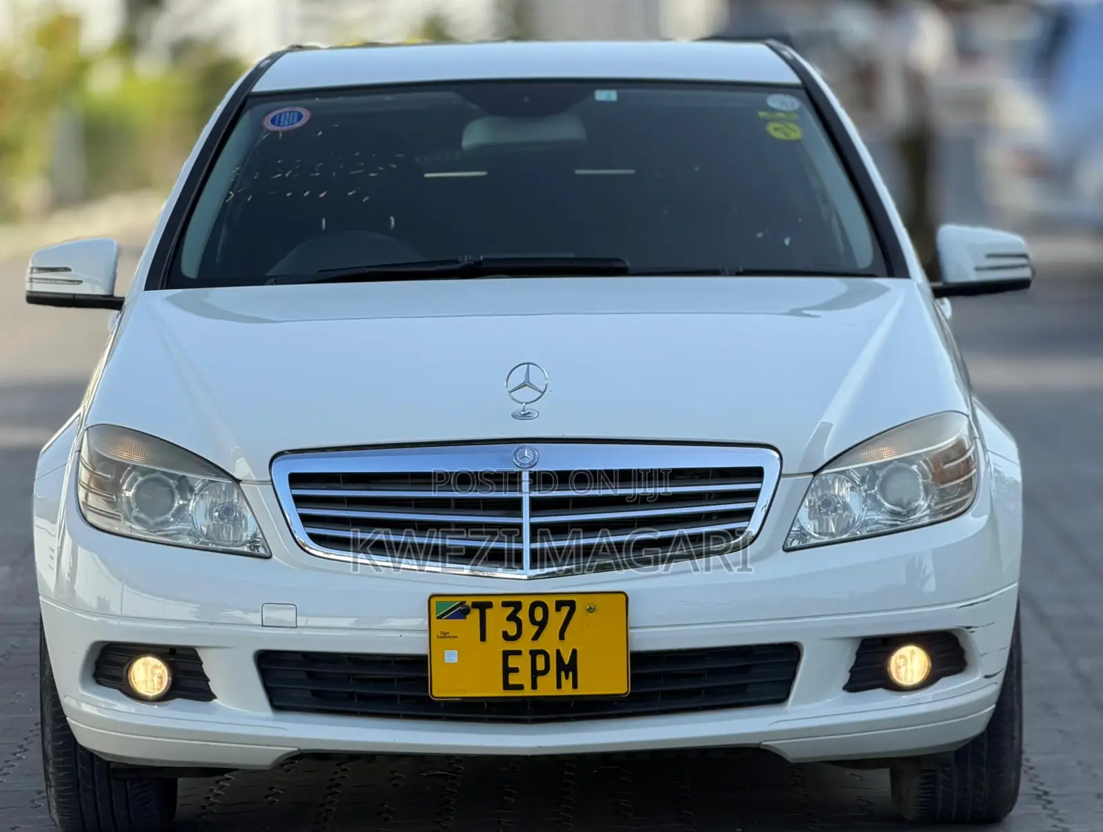 Mercedes-Benz C200 2010 White