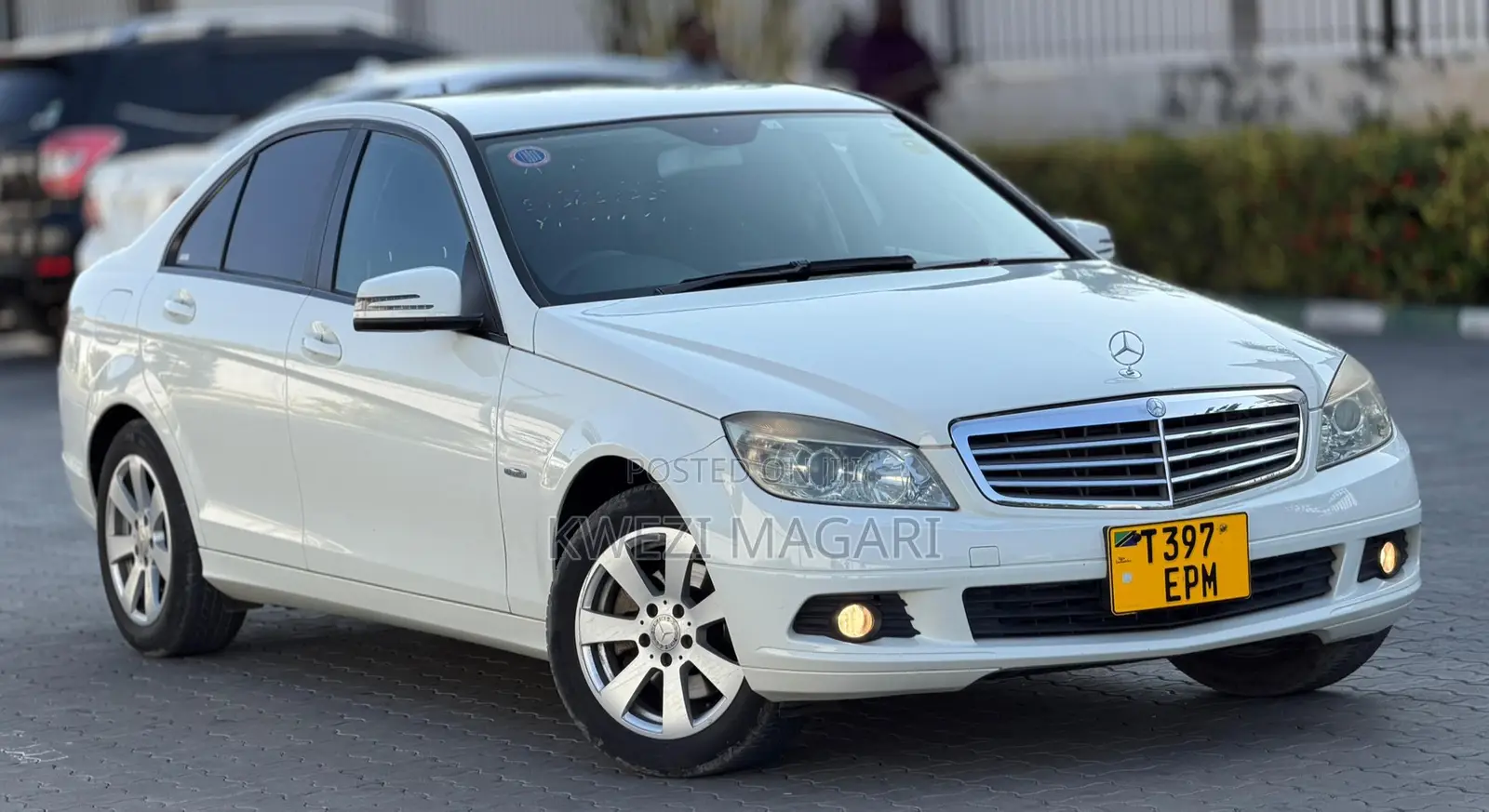 Mercedes-Benz C200 2010 White