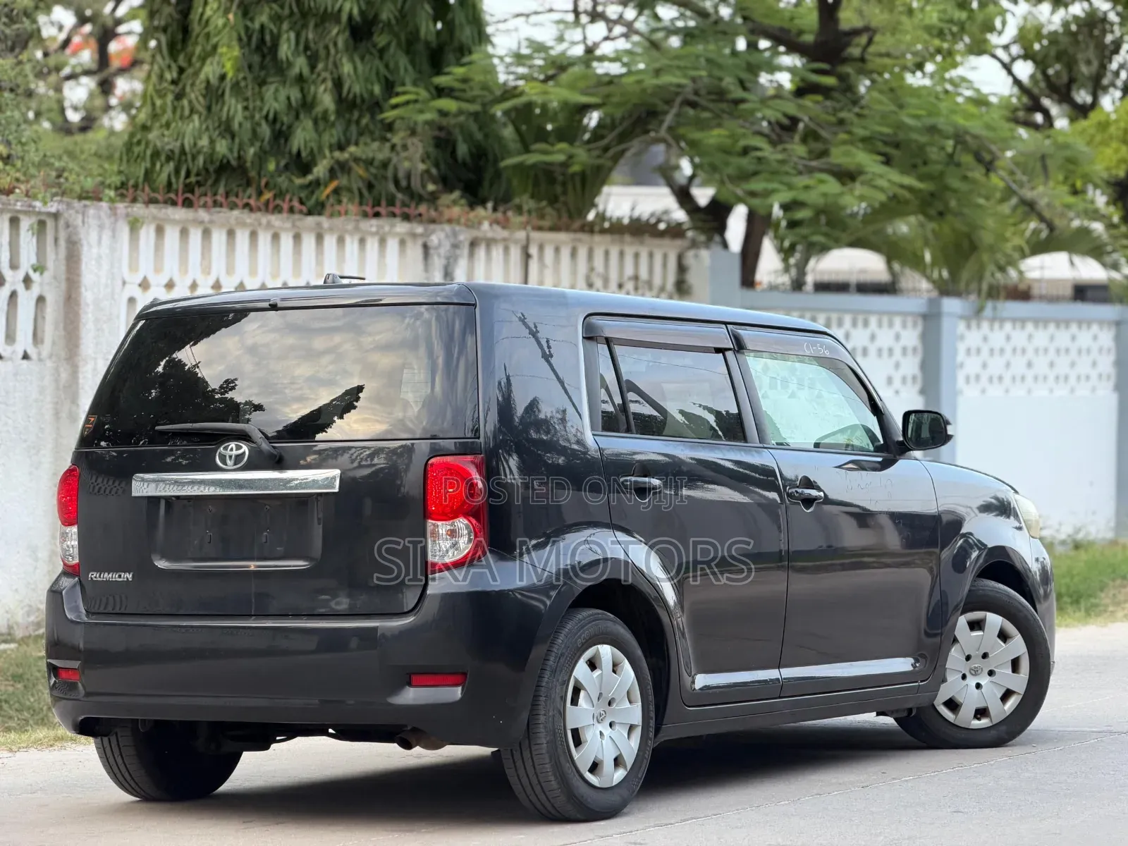 Toyota Corolla Rumion 2008 Black