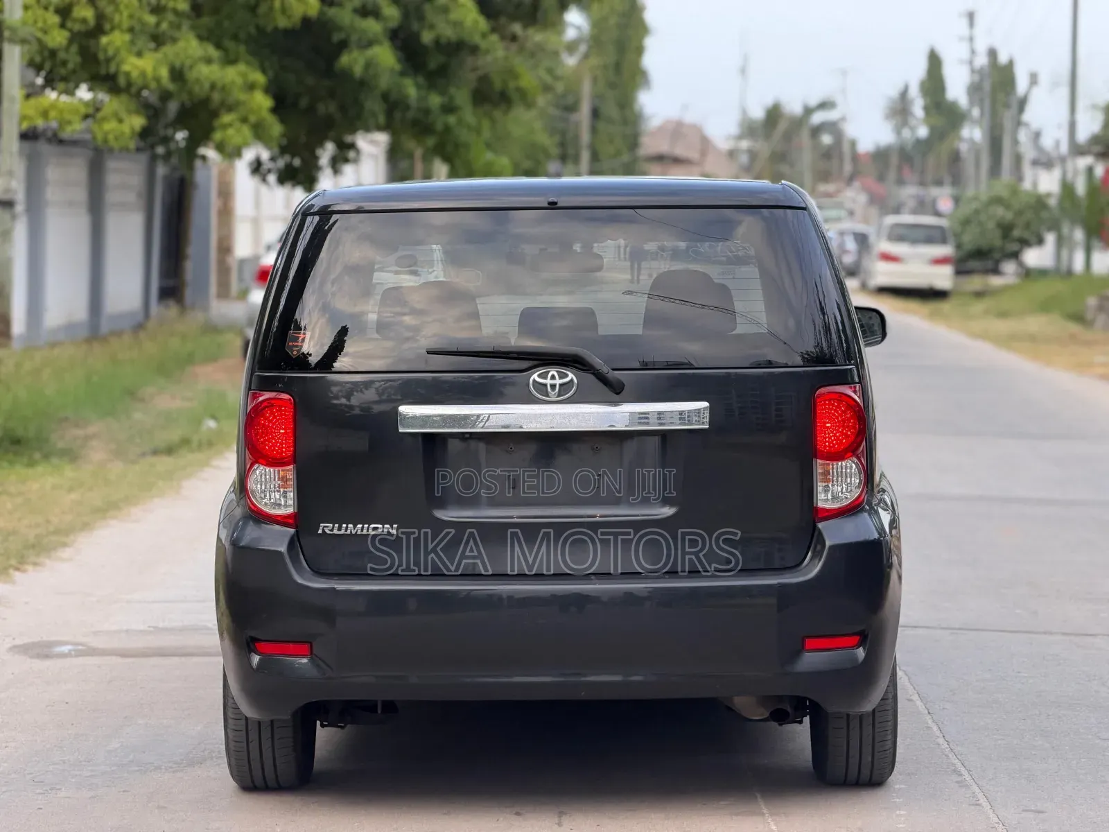 Toyota Corolla Rumion 2008 Black