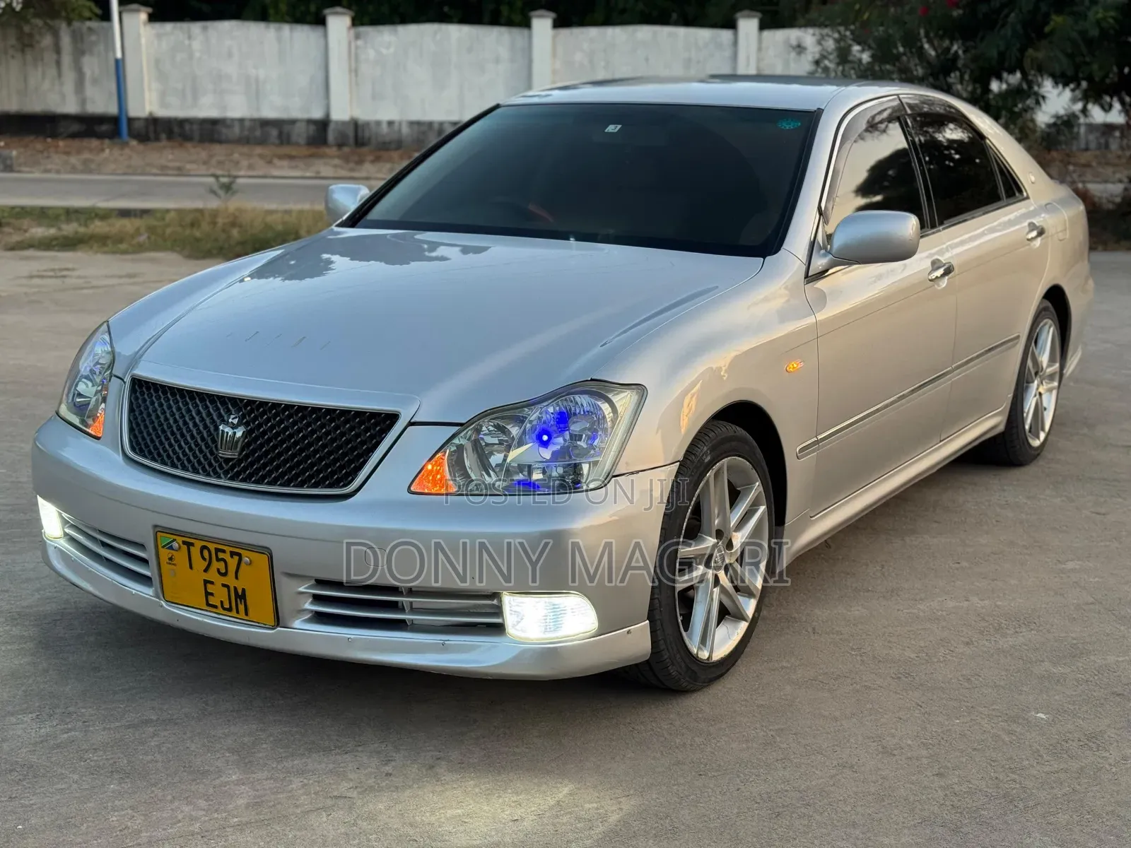 Toyota Crown 2006 Silver