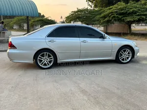 Toyota Crown 2006 Silver