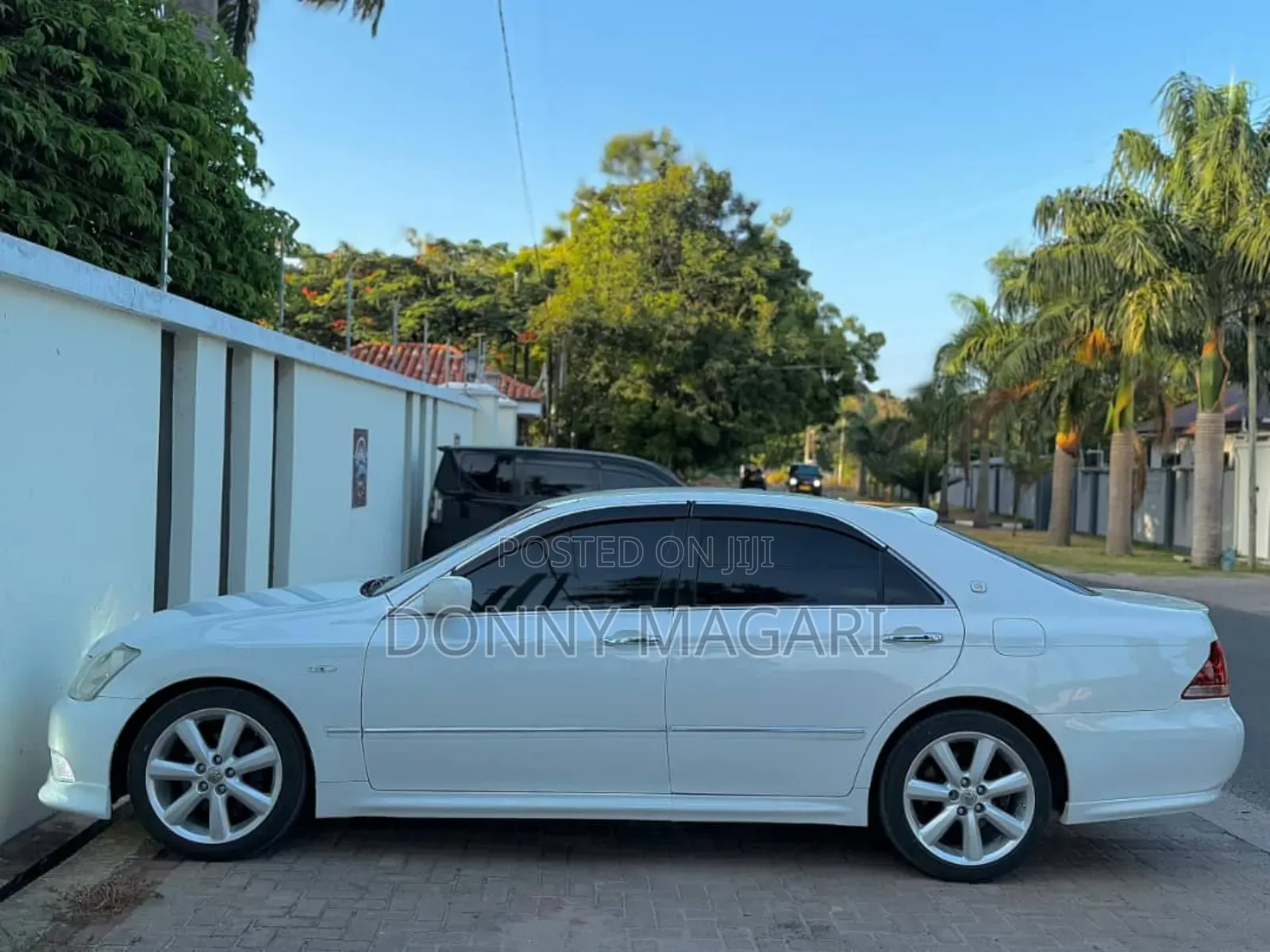 Toyota Crown 2007 White