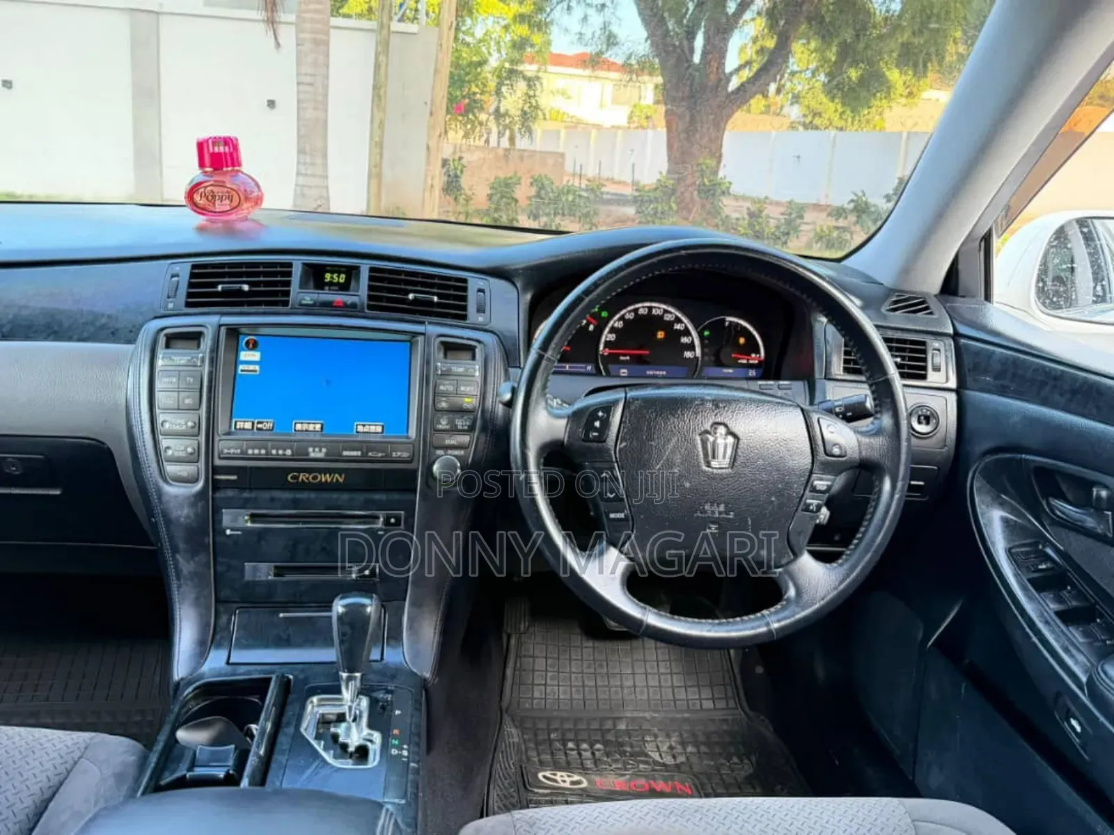 Toyota Crown 2007 White