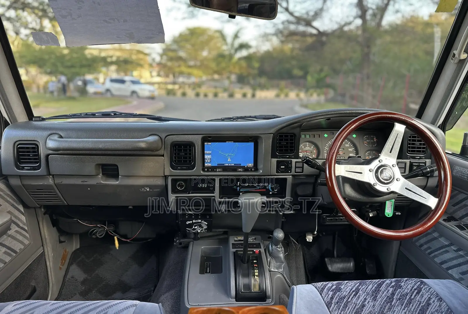 Toyota Land Cruiser Prado 1999 White