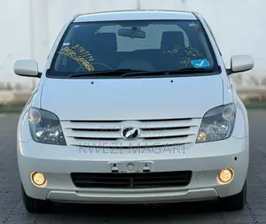 Toyota IST 2006 White