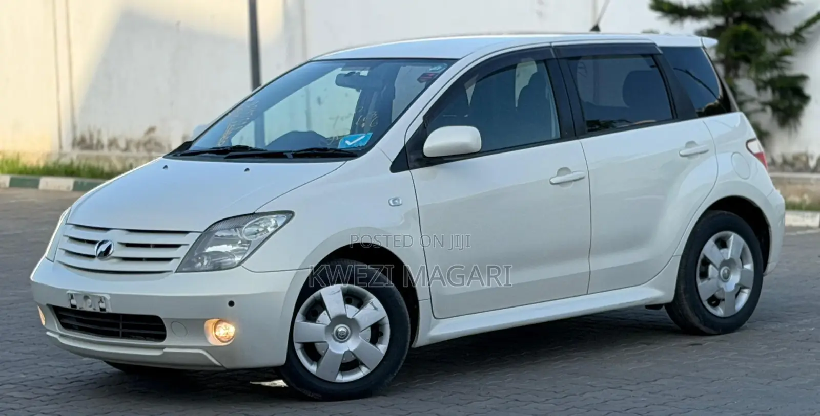Toyota IST 2006 White