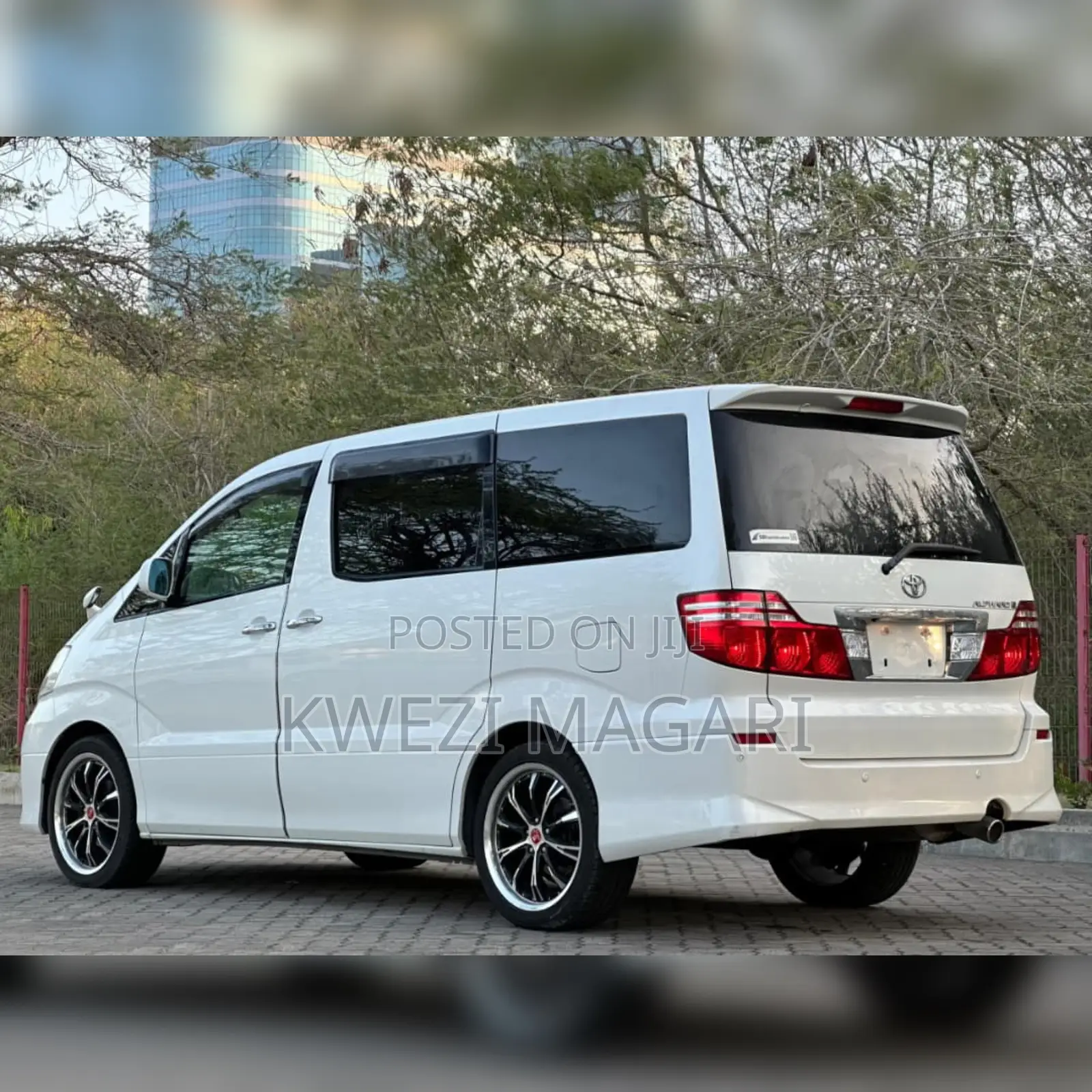 Toyota Alphard 2006 White