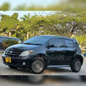 Toyota IST 2004 Black