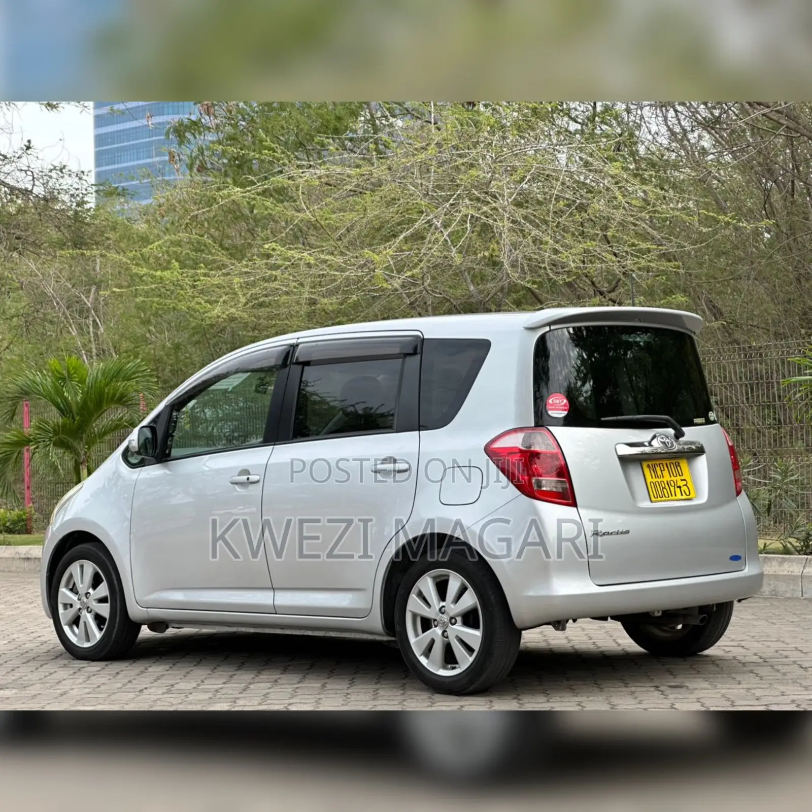 Toyota Ractis 2007 Silver