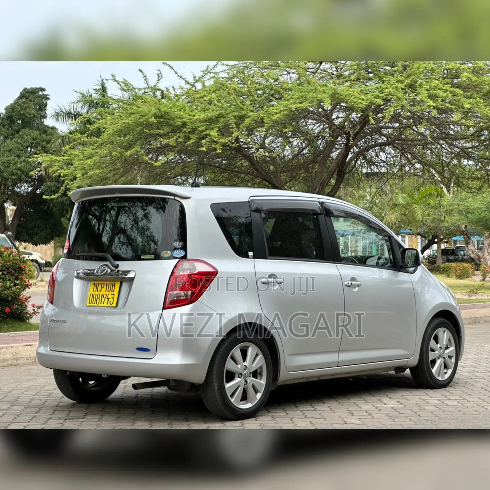 Toyota Ractis 2007 Silver