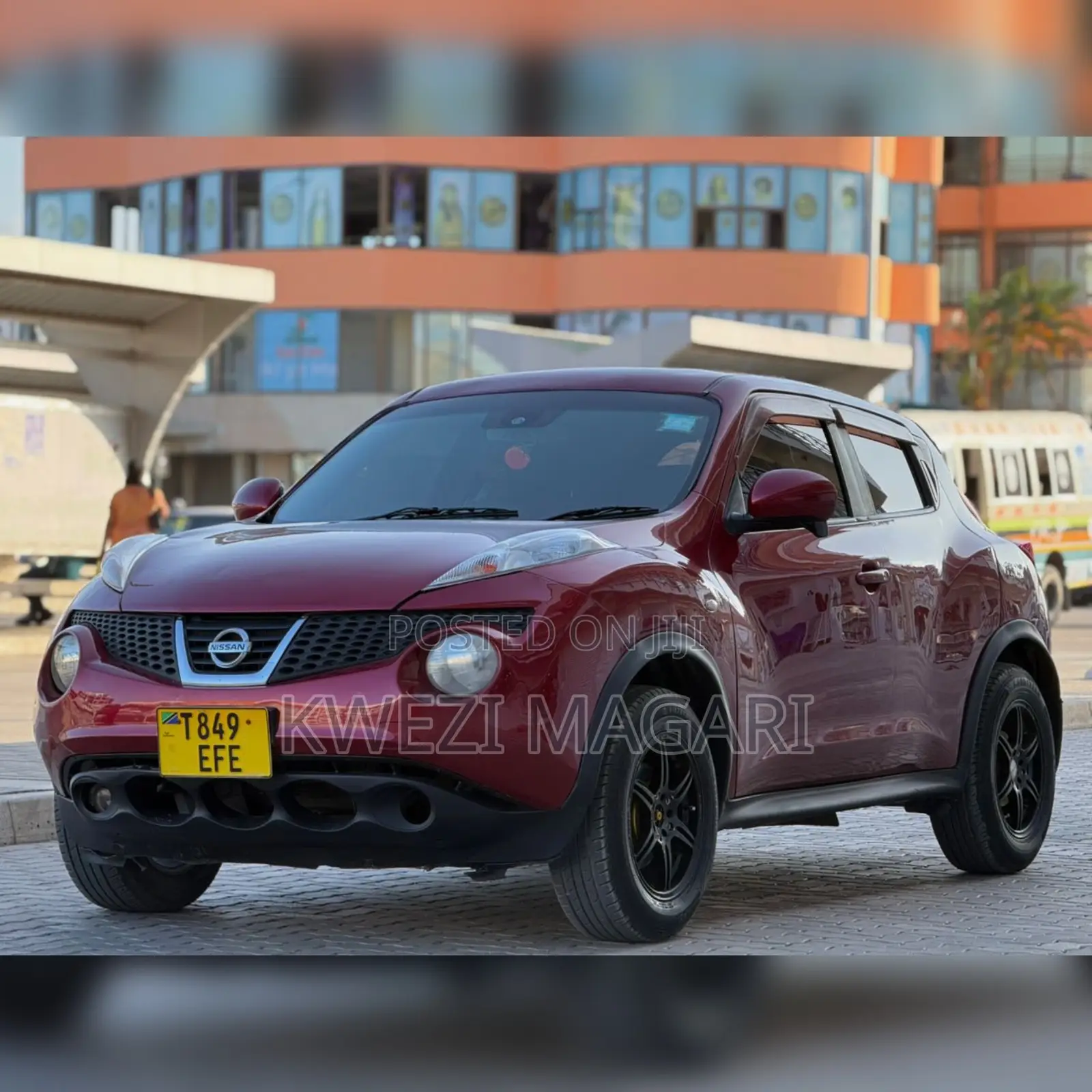 Nissan Juke 2012 Red