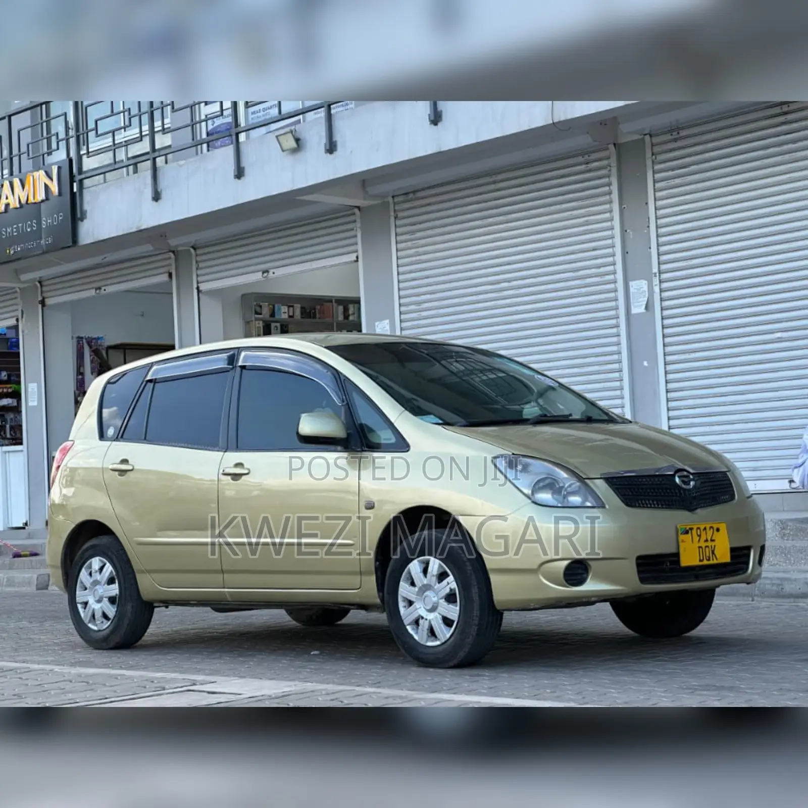 Toyota Corolla Spacio 2003 Gold