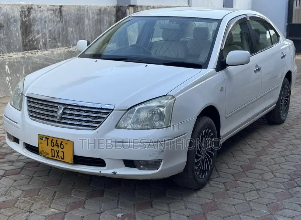 Toyota Premio 2004 White