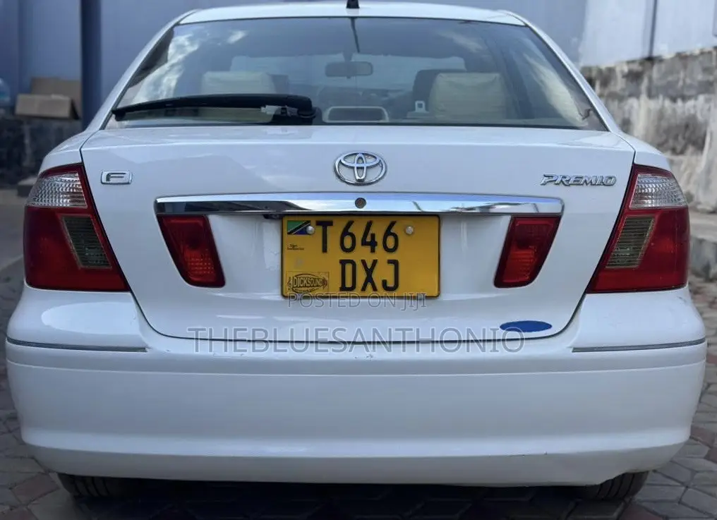 Toyota Premio 2004 White