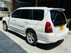 Subaru Forester 2003 White