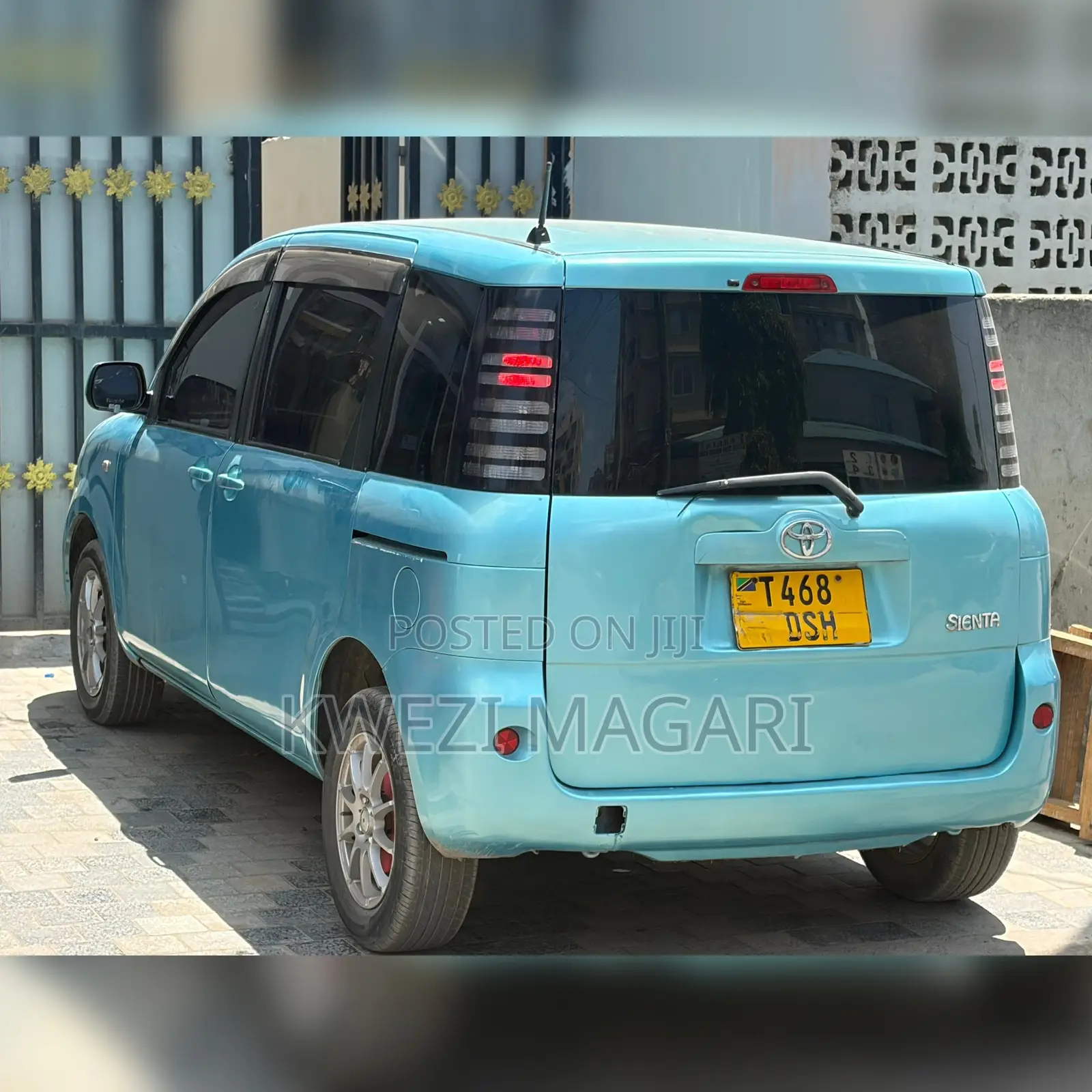 Toyota Sienta 2006 Blue