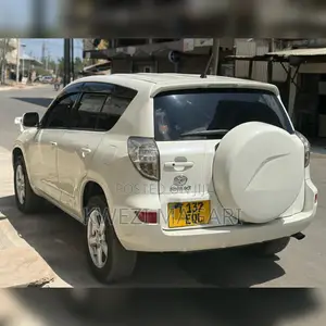 Toyota RAV4 2008 White