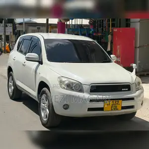 Toyota RAV4 2008 White