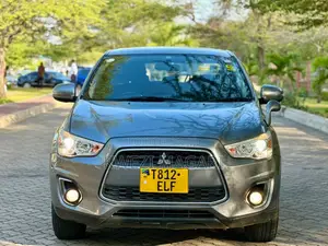 Mitsubishi RVR 2013 Silver