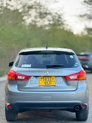 Mitsubishi RVR 2013 Silver