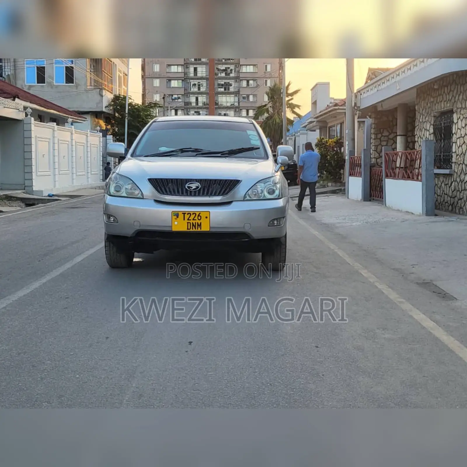 Toyota Harrier 2005 Silver