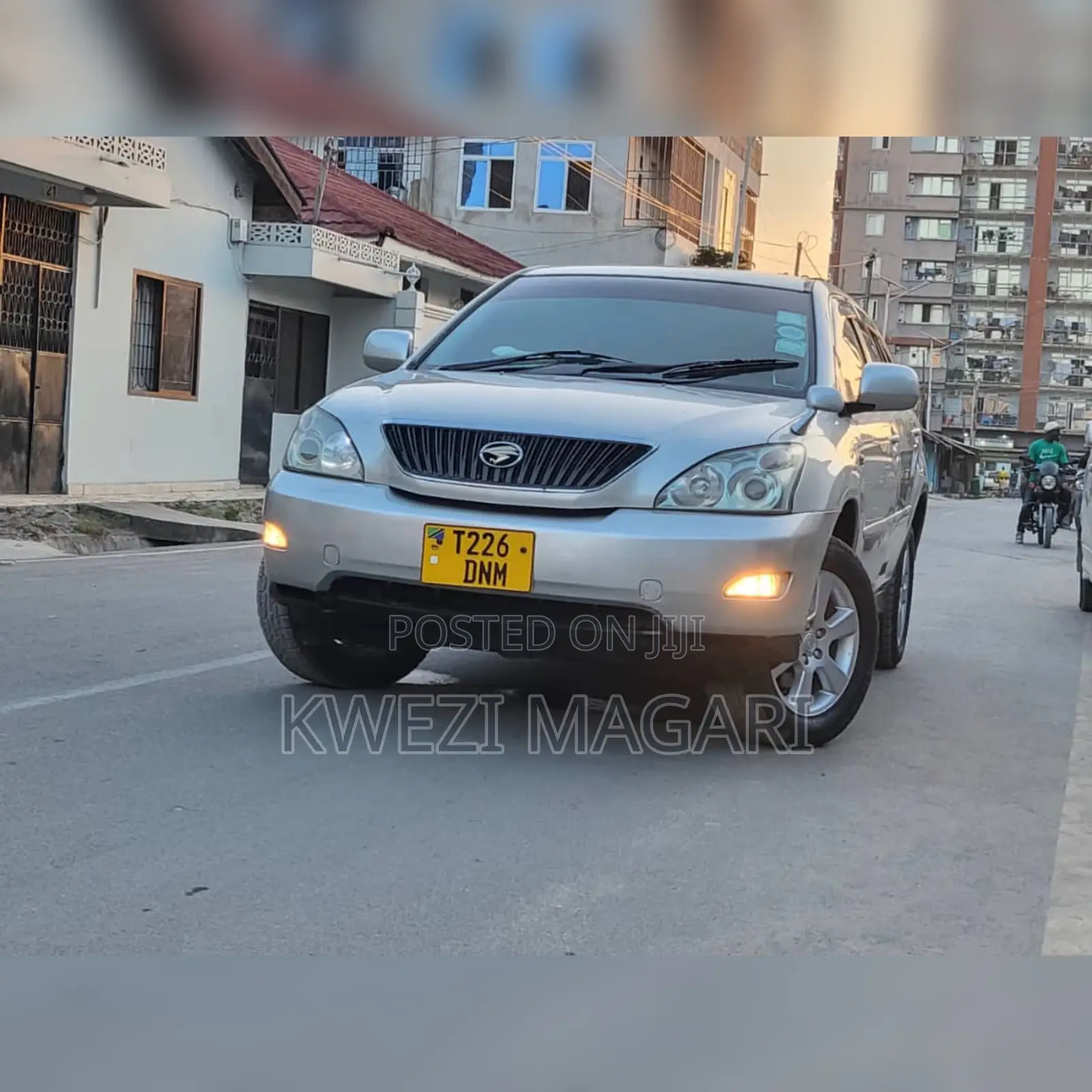 Toyota Harrier 2005 Silver