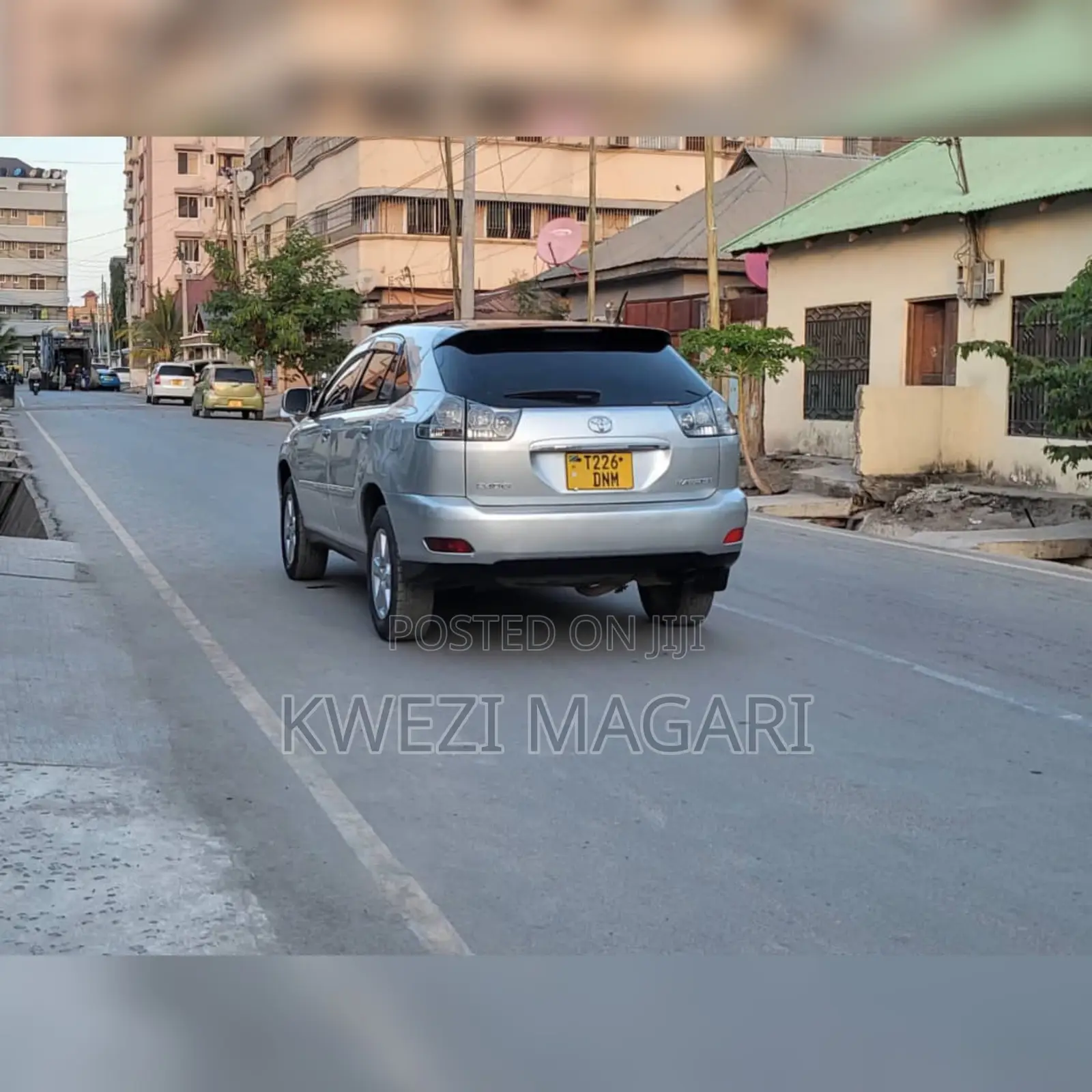 Toyota Harrier 2005 Silver