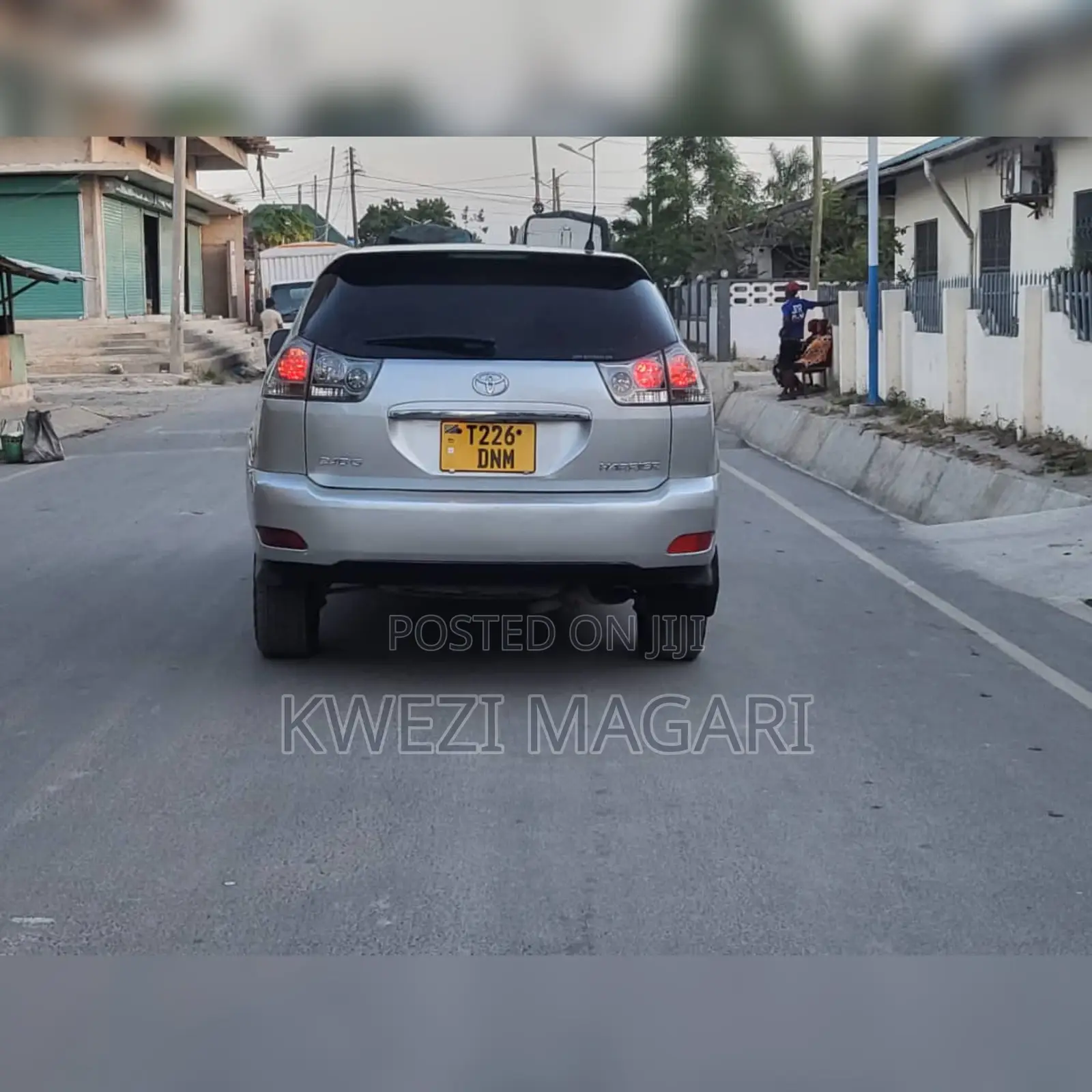 Toyota Harrier 2005 Silver