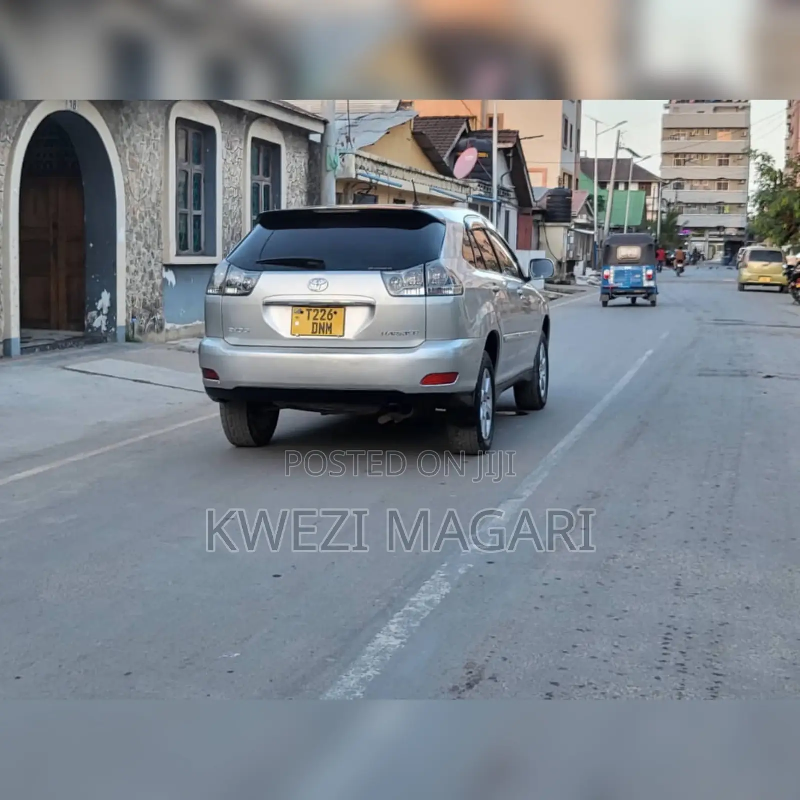 Toyota Harrier 2005 Silver