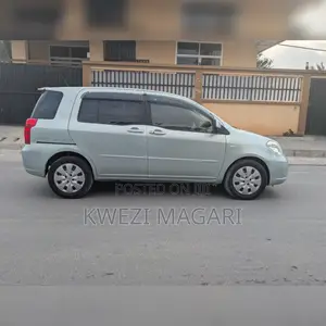 Toyota Raum 2007 Blue
