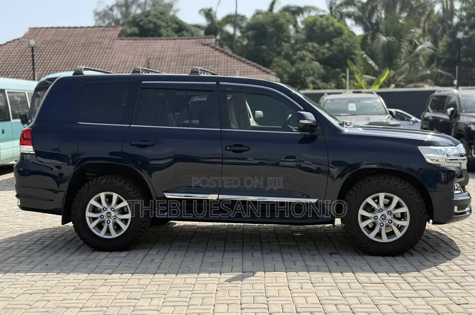 Toyota Land Cruiser 2019 Blue
