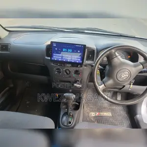 Toyota Probox 2003 Silver