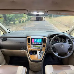 Toyota Alphard 2.4 Petrol FWD 2006 White