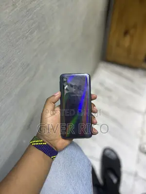 Samsung Galaxy A40 64 GB Black