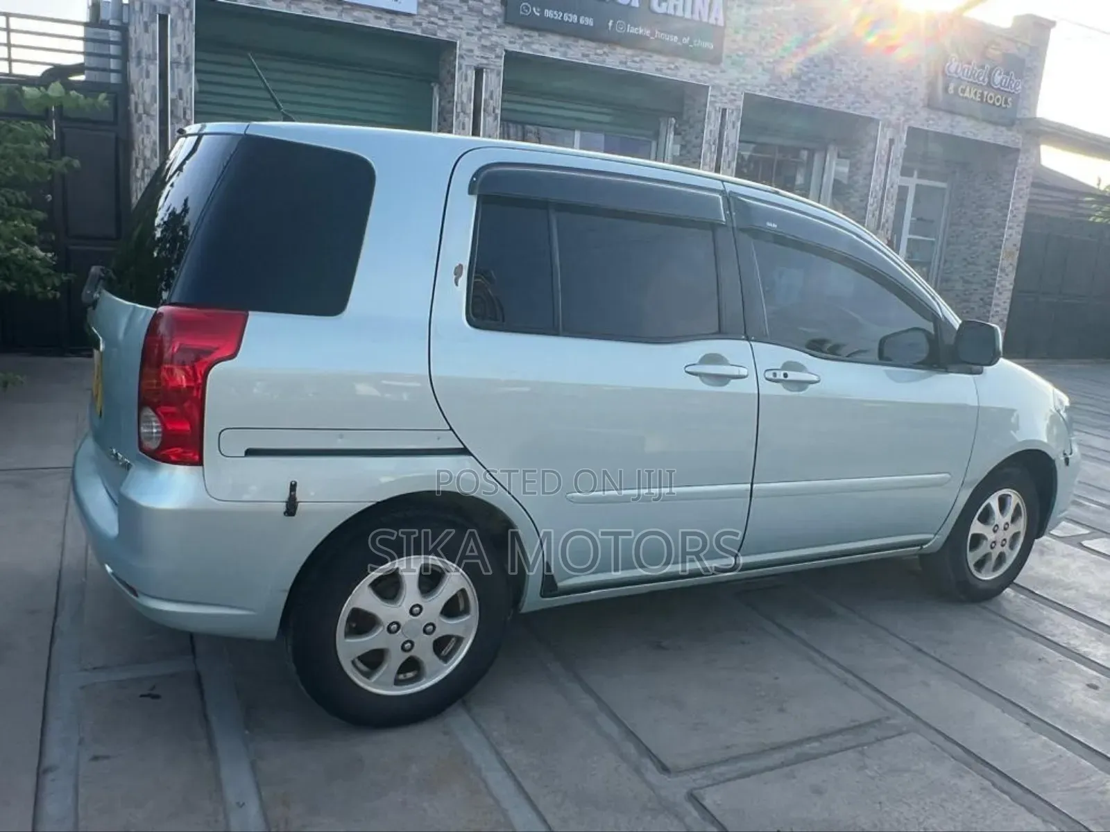 Toyota Raum 2003 Blue