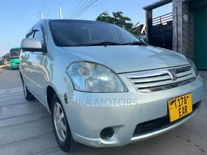 Toyota Raum 2003 Blue