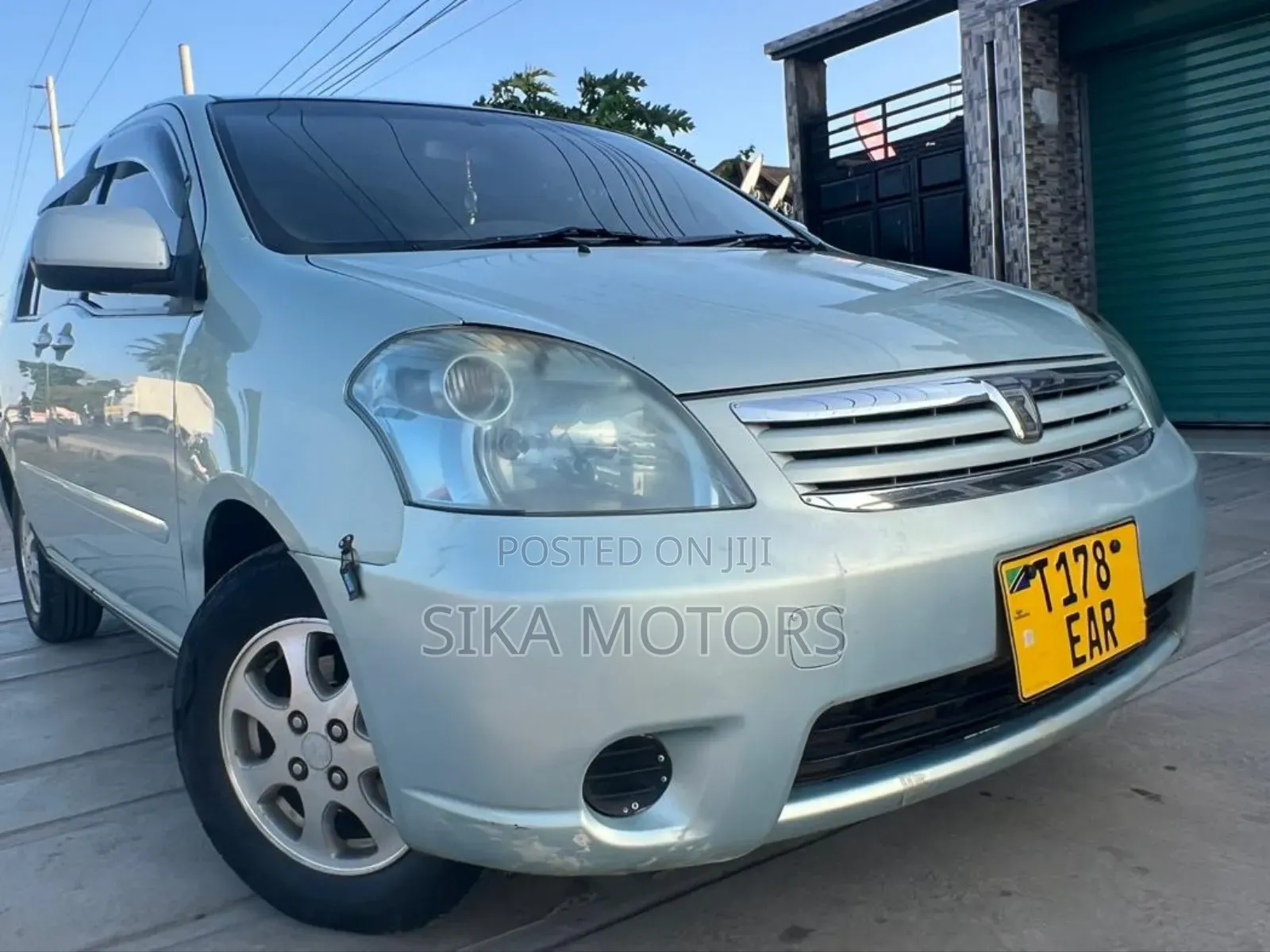 Toyota Raum 2003 Blue
