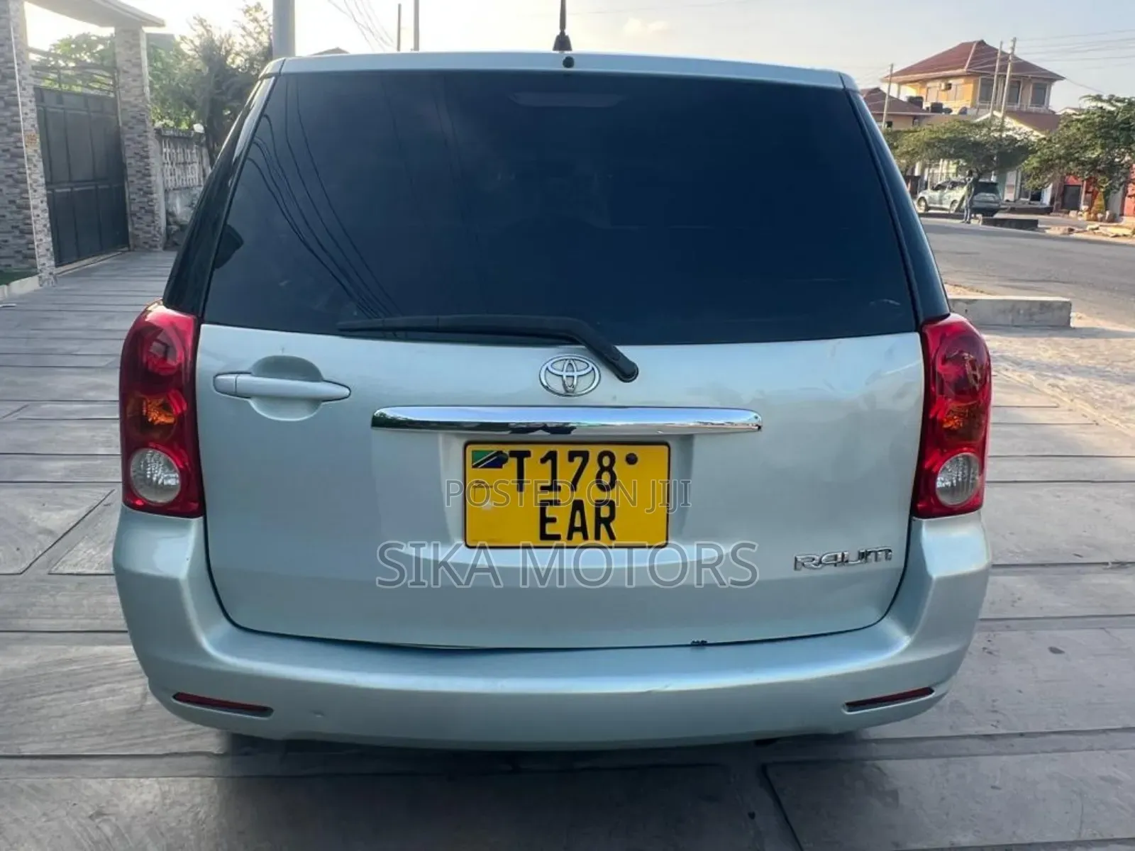Toyota Raum 2003 Blue