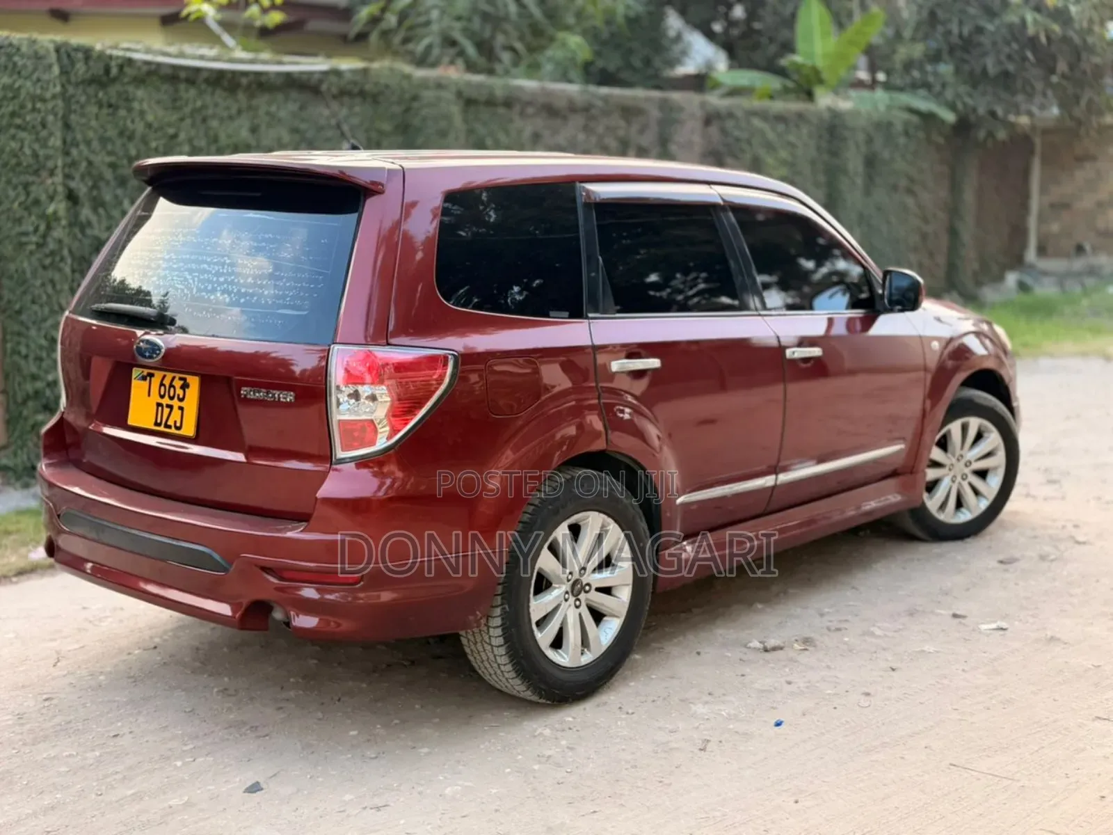 Subaru Forester 2.0D X 2009 Red